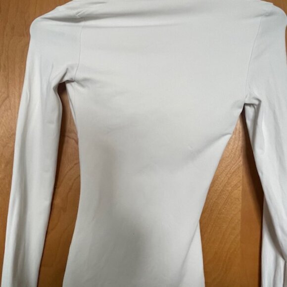 Artizia Countour Top - Picture 3 of 4